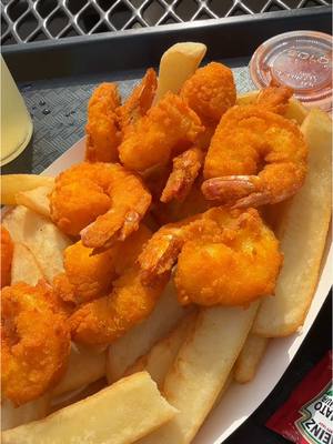 A post by @theryanjayshowofficial on TikTok caption: City island 😋