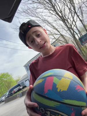 A post by @berkachi on TikTok caption: ‏يا الله كيف وقعت على الأرض ‏وشربل كمل الفيديو عادي😂😂