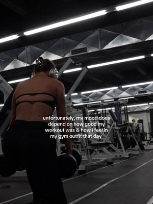 A post by @madisprayy on TikTok caption: sorry🤷‍♀️ @DFYNE (dc MADIS) #gymtok #fittok #gymgirl #Fitness #gymhumor #fitnessgirl #fyp 