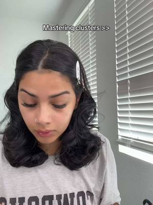 A post by @fabianahdz on TikTok caption: The best feeling >>> #lashes #clusters 