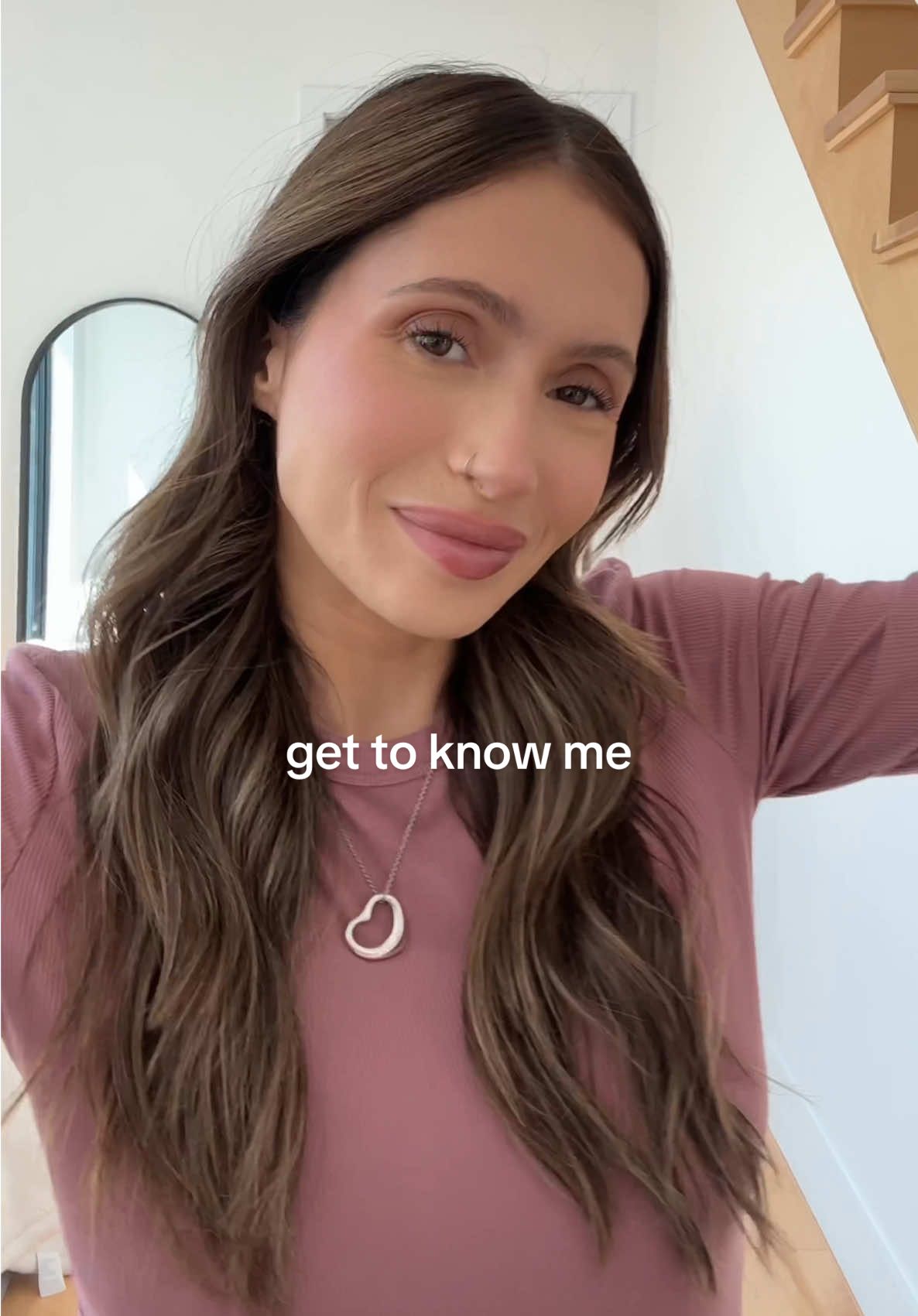 A post by @lysandrenadeau on TikTok caption: while getting ready 💁‍♀️
