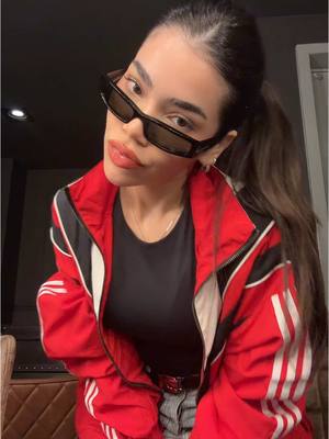 A post by @keniaos on TikTok