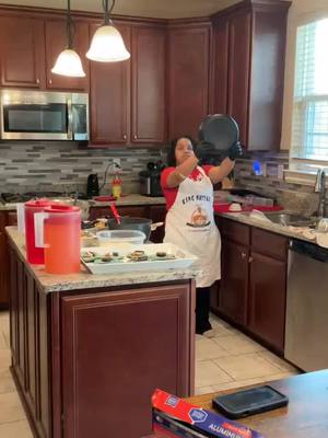A post by @kingnaftali on TikTok caption: Tonight dinner with my wife and kids #kingnaftali #thenaftali #fyp #foodtiktok #foodie 