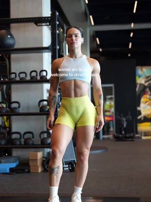 A post by @kellylmatthews on TikTok caption: Get shredded with us 🔗 ïn b!0 #shredseason #summershred #gymmotivation 