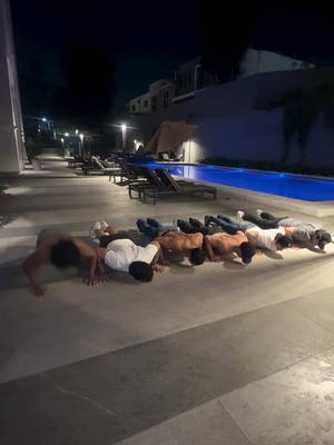 A post by @niloc_reyezz on TikTok caption: Quien ganó 😱 #familia #gym 