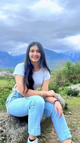 A post by @pratikshyasharma719 on TikTok caption: #fyp #tiktok #forgoupage #pratikshyasharma719 