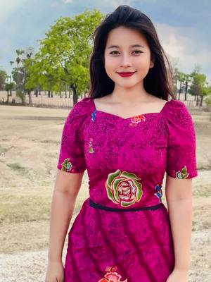 A post by @khaingthagyan2 on TikTok caption: မိုးတွေအံု့🥰