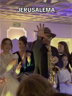 A post by @joysaxlive on TikTok caption: Wedding SHOW Special Guest Joy Sax Available worldwide🌎Based in Calabria - Italy🇮🇹 #joysax #jerusalema #saxophone #weddingday #saxophone🎷 #weddingvibes #matrimonio #sax 