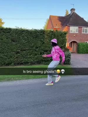 A post by @incogwhydee on TikTok caption: I’m so random😂 Stream PRONTO tho…💚 #fyp #whydee 
