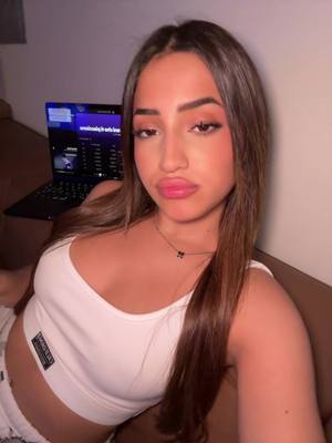 A post by @mel4nymusillo on TikTok