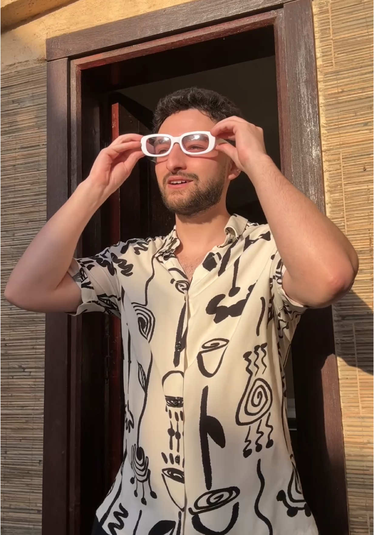 A post by @omar_migo on TikTok caption: هي ‏فين؟ 🤨