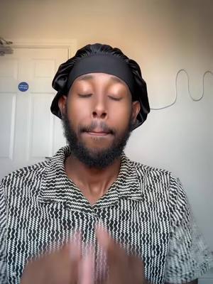 A post by @jappeir on TikTok caption: 😂😂😭😭 not gorilla  #CapCut #mandem143 #somali #reaction #tranding #viralvideos #virale #fyppppppppppppppppppppppp #manchestercity #manchesterunited #norway #finland #denmark🇩🇰 #somalia #somalitiktok #holland #fyp #foryoupage❤️❤️ #for #sweden #somali #somalia #somalitiktok #foruyou 