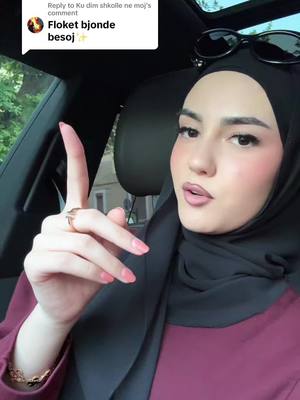 A post by @__hatiii on TikTok caption: Replying to @Ku dim shkolle ne moj hahahah si thoni ju ca ngjyre i kam? *Nje ndihme🙈 i kam te lyera haha😆