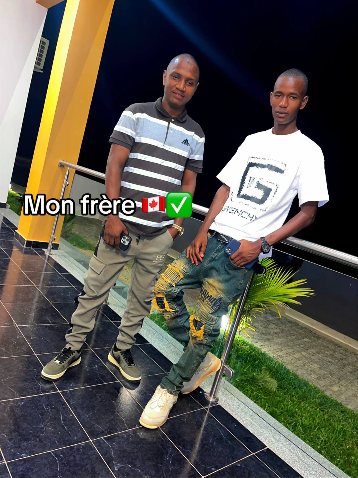 A post by @ramadanmoubarak09 on TikTok caption: #tik_tok #senegalaise_tik_tok #guineebuissau #canada_life🇨🇦 #pourtoi 