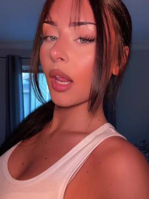 A post by @real.liv777 on TikTok caption: @zimnefrytki #fyp #foryoupage 