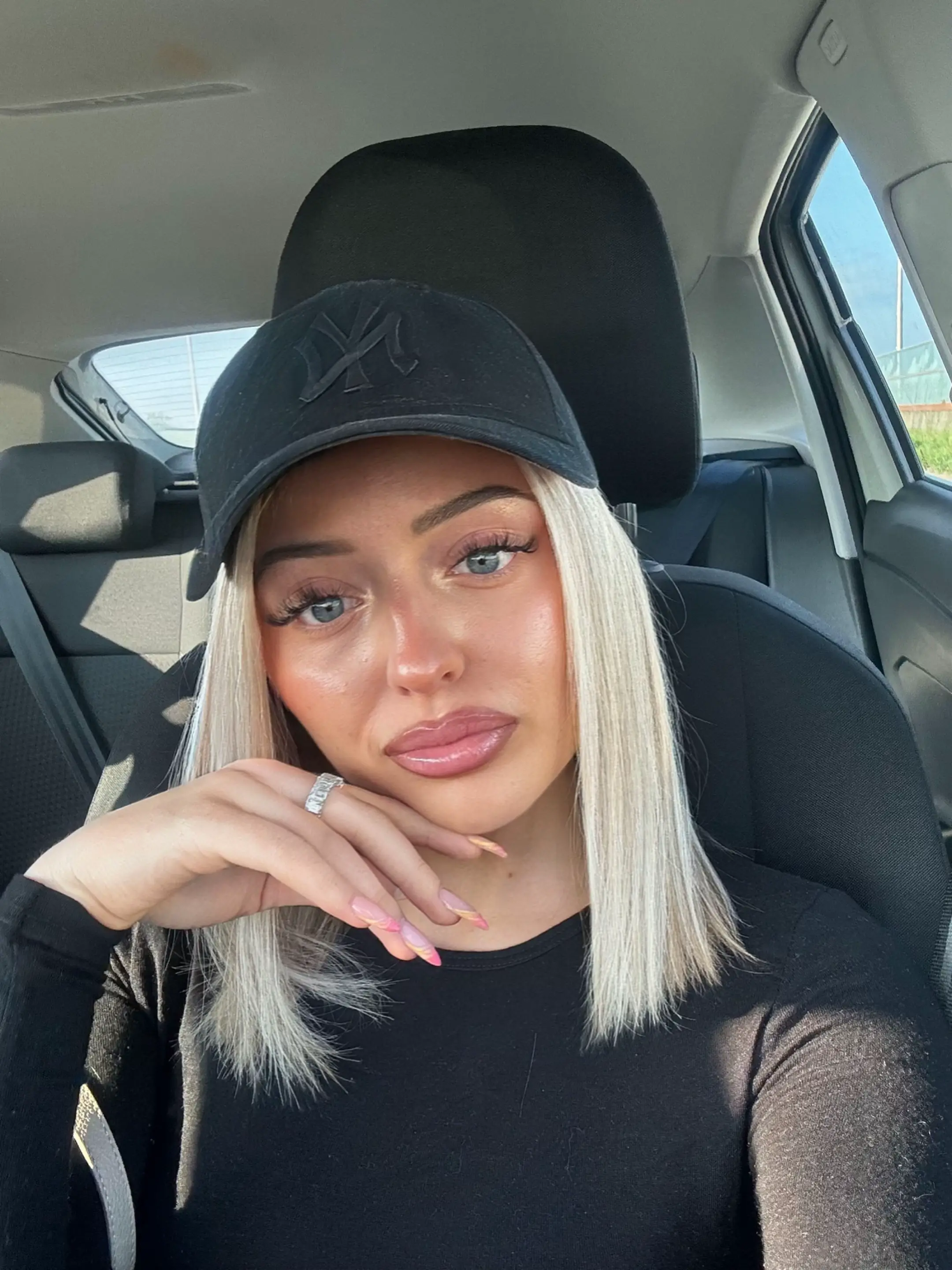 A post by @by.lilyrosee on TikTok caption: 🖤