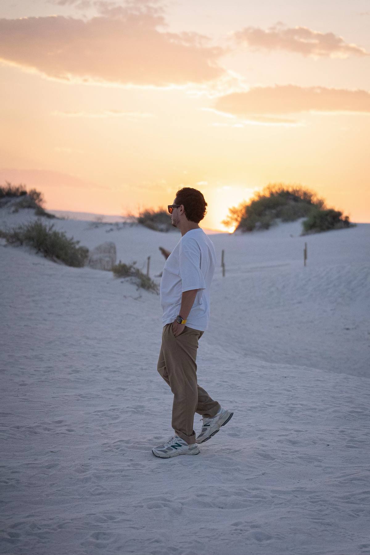 A post by @bzarsmusic on TikTok caption: Me sentía en Tattooine de Star Wars #dunas #summerlove 