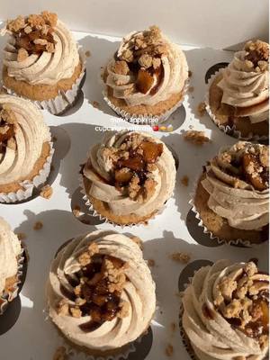 A post by @jaaliyahs on TikTok caption: These were AMAZING😍 #applepie #apples #applecrumble #cupcakes #atlanta #trending #BakeWithMe #blackbaker #buttercream #fyp #apple #viral 