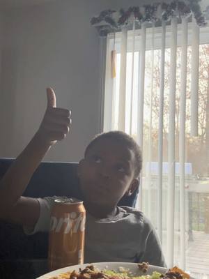 A post by @eerbodyhateschris1 on TikTok caption: Tea pages it’s yall time to shine. I’m done posting till im off papers 👍🏽