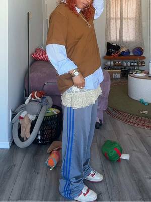 A post by @karaleighcannella on TikTok caption: bring the track pant out the closet 🏃🏾‍♀️ #trackpant #styling #springoutfitinspo 