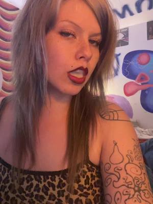 A post by @zoewelsch on TikTok