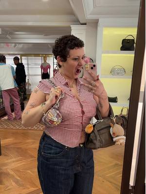 A post by @vanillamace on TikTok caption: Vivienne hates to see me coming