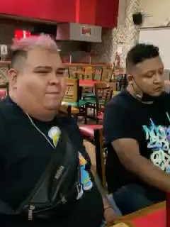 A post by @bigandfashion on TikTok caption: Cuando te corren del buffet 💔 #bigfashion #buffet #gordo