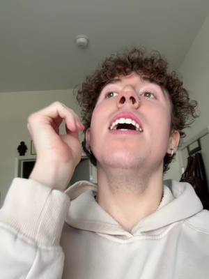 A post by @spencewuah on TikTok caption: enjoy watching me crashout in real time #fyp 