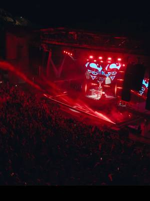 A post by @djdiesel on TikTok caption: WHO LET THE REAL GORILLA OUT 🗣️🗣️ everyone keeps asking 100 men vs. 1 gorilla but no one is asking how many gorillas vs. 1 Shaq? #dubstep #ravetok #edmtiktok #dubsteptiktok #bassmusic #shaq #fyp 