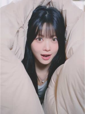 A post by @le_sserafim on TikTok caption: [#The_3rd_FIMILY_Party]  Blooming Hearts: 피어나는 사랑 Visual Clip  #LE_SSERAFIM #르세라핌  #HONGEUNCHAE #홍은채 #LE_SSERAFIM3rdAnniversary 