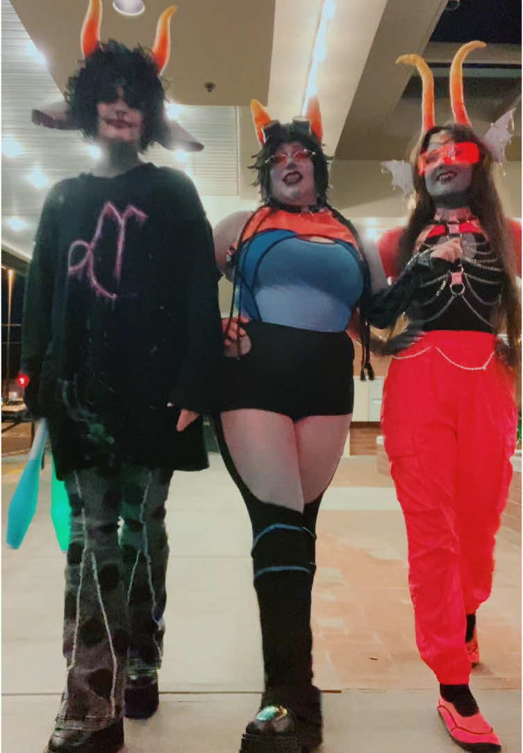 A post by @pastelanarchy on TikTok caption: The only tiktok I was able to get on my birthday lol oops  Fef : @camellia.heart  Gamz: @Howl  Karkat: keylimefreak on insta #homestuck #birthday #cyberstuck #cyberpunkhomestuck #terezipyrope #gamzeemakara #feferipeixes #karkatvantas 