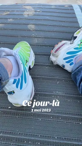 A post by @alexis_karaoke on TikTok caption: #cejour-là 