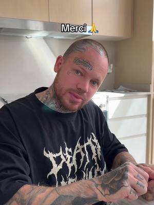 A post by @thewalkinkmum on TikTok caption: Merci à tous pour vos messages que se soit sur TikTok ou en privé merci infiniment #amour #avenir @karine @𝐓𝐡𝐞𝐖𝐚𝐥𝐤𝐈𝐧𝐤𝐃𝐞𝐚𝐝 