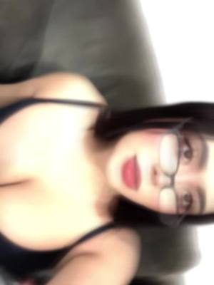 A post by @zutzett_03 on TikTok caption: #fyp 