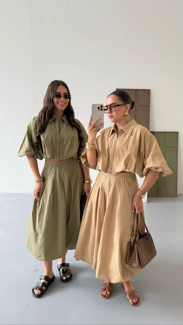 A post by @lapetite___parisienne on TikTok caption: Disponible en boutique les 4 temps - La Défense. 