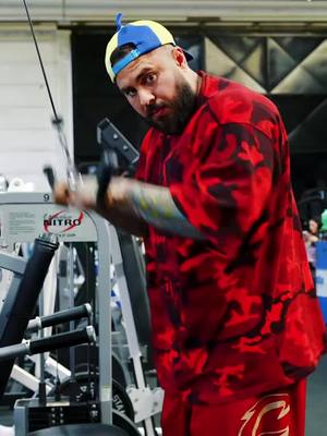 A post by @gianzcoach on TikTok caption: Coaching > link in bio 