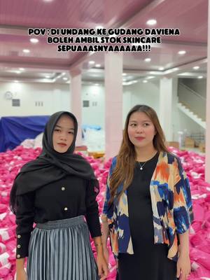 A post by @melvinahusyanti96 on TikTok caption: Siapa yang bilang irna abu abu itu ga bener ya guys, sampe bumil aja kalah glowing😭🫣