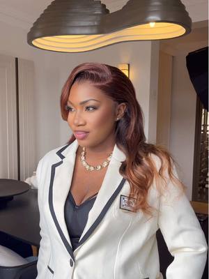 A post by @ladysoniam on TikTok caption: Hello Mai ! Nouveau mois. Nouvelles opportunités. Nouvelle énergie. Ce mois-ci, je choisis de continuer à avancer avec foi, intention et puissance. Chaque jour est une nouvelle chance d’écrire une histoire plus grande, plus alignée, plus impactante. À toutes les femmes qui bâtissent en silence, rêvent en grand et n’abandonnent jamais : ce mois est le vôtre. Mai, sois doux, stratégique et rempli de fruits. #BonjourMai #NouveauMois #Intention #BossLadyEnergy #LadySonia #pourtoiiiii #newmonth 