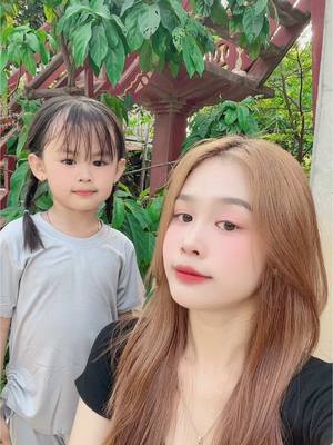 A post by @ on TikTok caption: អូនលែងខ្វល់😅#uvកាពាកម្ដៅថ្ងៃloveriya #ម៉ាក់លីកា #អូនលីកា #ម៉ែកាជ្រុយ #tiktok #fyp @🌸 Roth Short Film 🌸 @📷 ប៉ា អូនលីកា 🎬 