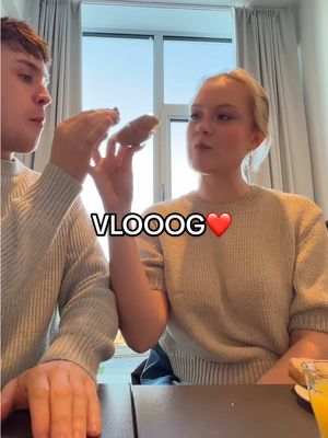 A post by @tifanyviktoria on TikTok caption: en lille vlooog🤍skal jeg vlogge mere? ved ik om det noget i kan lide at se😅❤️❤️❤️