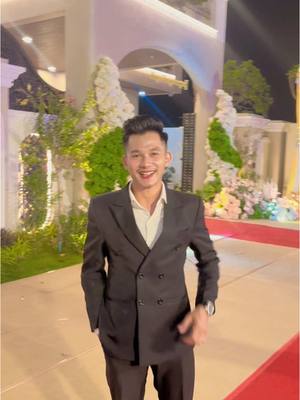 A post by @phatta_phou034 on TikTok caption: រៀងអួលៗអាក់ៗ…😂🤣😜
