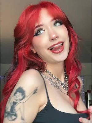 A post by @charleygrayyyy on TikTok caption: freak! #bi 