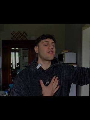 A post by @williamsghinolfi on TikTok caption: Video completo sul mio canale YouTube:william_sghinolfi