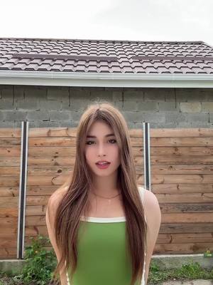 A post by @victoria_vcv7 on TikTok caption: #rek #fup #on 🤍