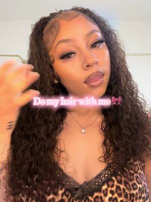 A post by @selenaaryanaa on TikTok caption: Loved this style 