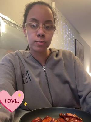A post by @theomgjackiee on TikTok