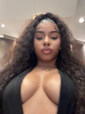 A post by @chicagohottiee on TikTok
