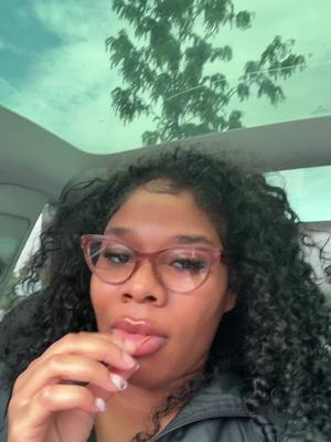A post by @benzsnowww on TikTok caption: V-CUTIE CAN K!ck Rocks!!