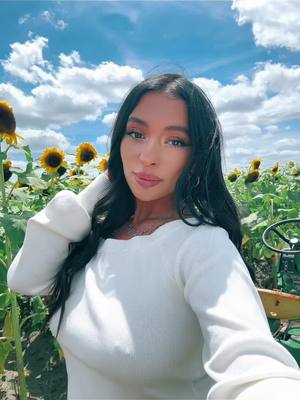 A post by @daniellecohn on TikTok caption: 🌻