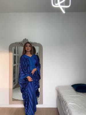 A post by @roufia_world_officiel on TikTok caption: Cette magnifique robe vient de chez @Lune de caftan 